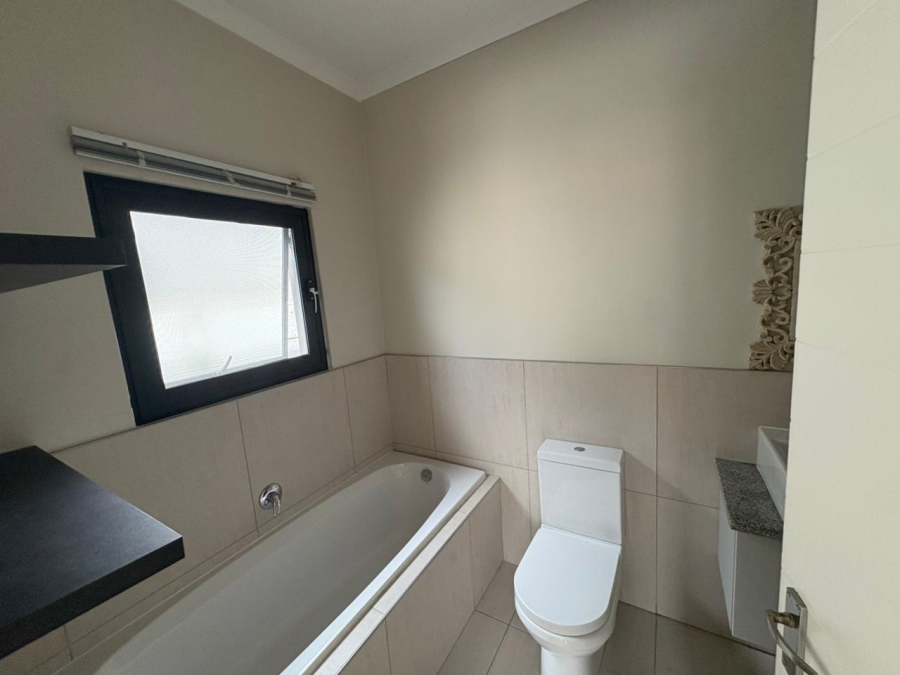 2 Bedroom Property for Sale in Parklands North Western Cape